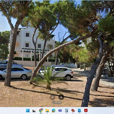 Apartments Villa La Riva - Seafront accommodation Sutivan Esterno foto